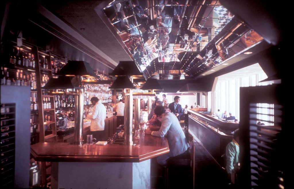 City Lights Bar, 1976 - photo by phdonohue.tumblr.com