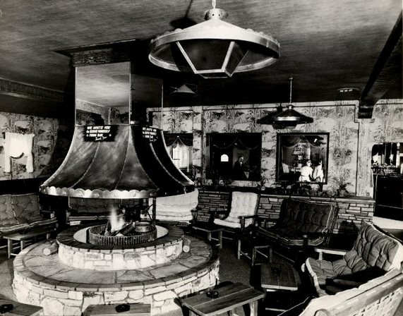 Clearman's Steak 'n Stein fireplace lounge, 1946